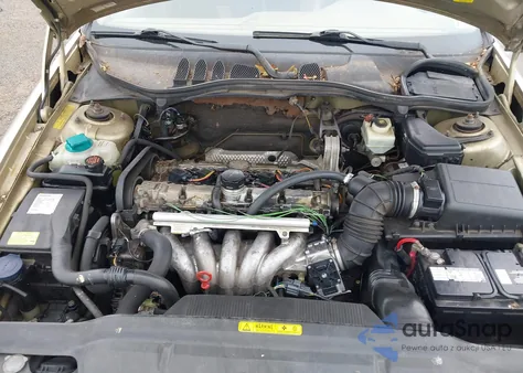 1999 Volvo S70 z USA, uszkodzony, nr VIN YV1LS55A2X1566049